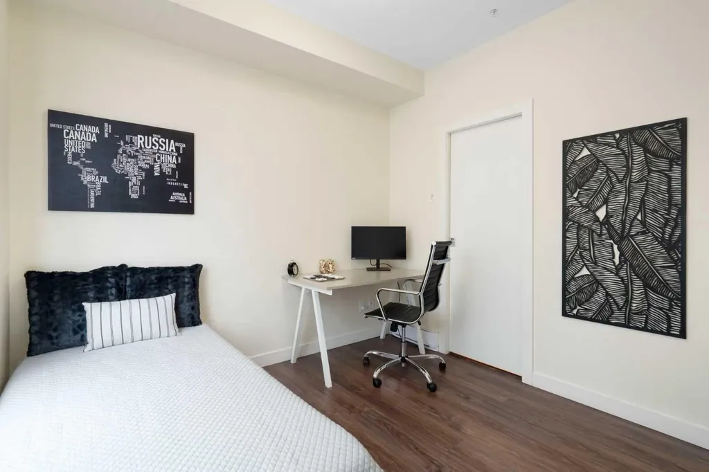 1720 10 Street SW Calgary AB T2T 3E8