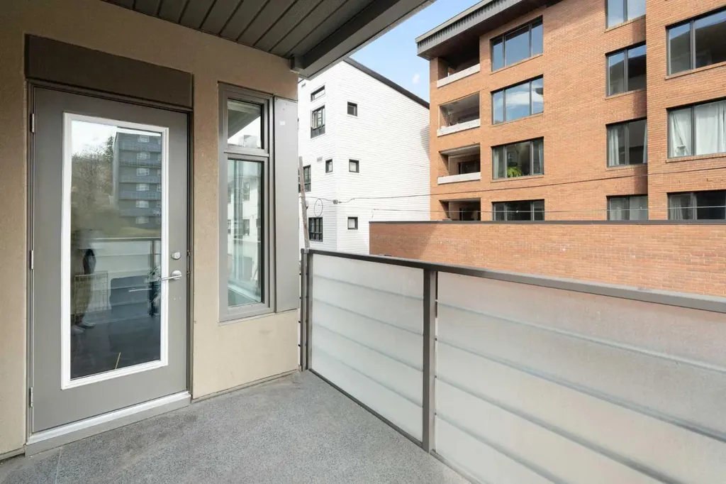 1720 10 Street SW Calgary AB T2T 3E8