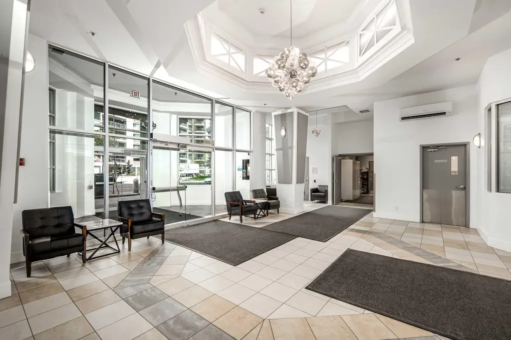 1121 6 Avenue SW Calgary AB T2P5J4