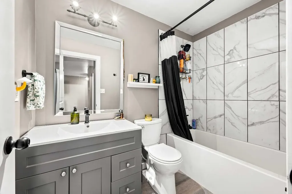 3002 56 Avenue Lloydminster AB T9V 1Z7