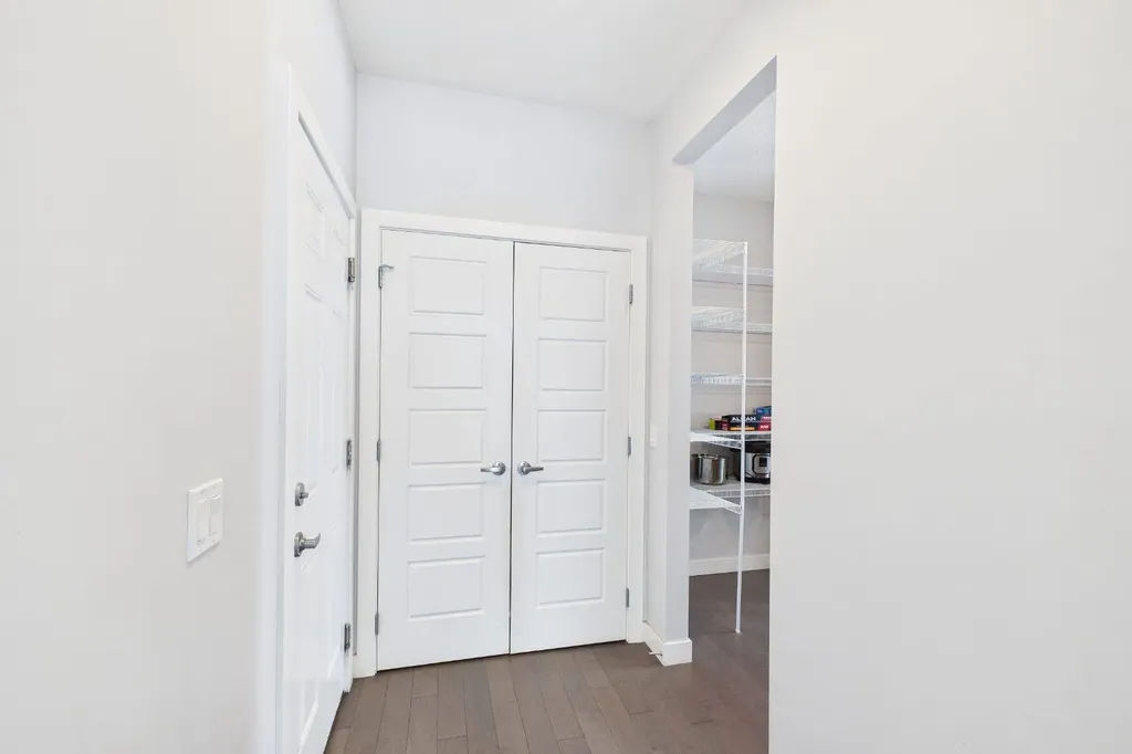 29 Evansglen Place NW Calgary AB T3P 0P5