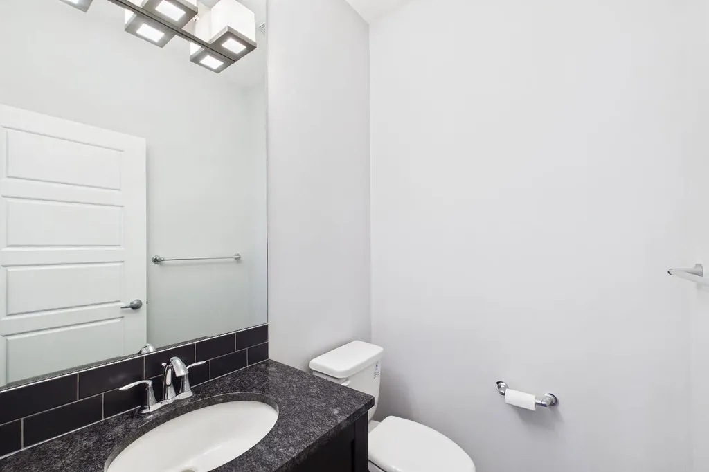 29 Evansglen Place NW Calgary AB T3P 0P5