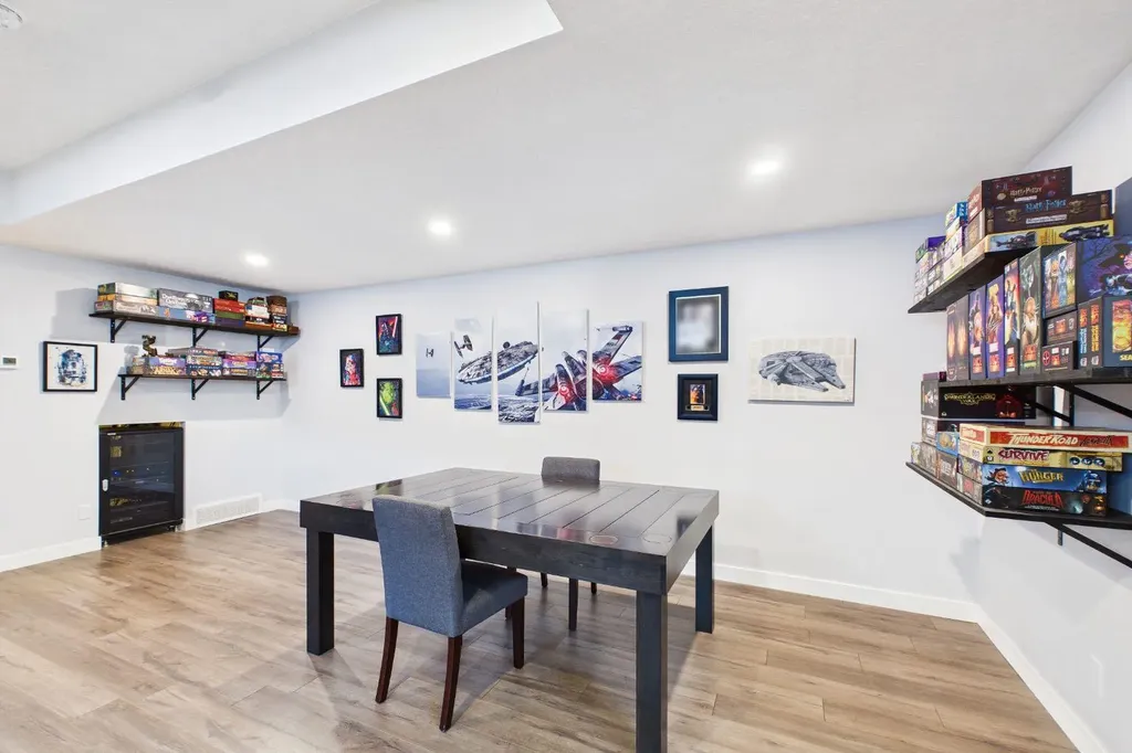 29 Evansglen Place NW Calgary AB T3P 0P5