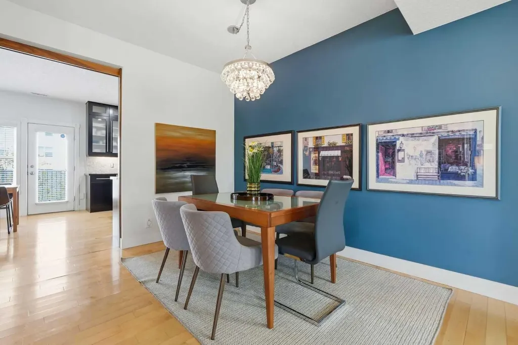 130 Garrison Square SW Calgary AB T2T 6B2