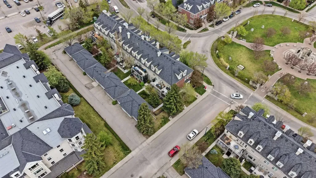 130 Garrison Square SW Calgary AB T2T 6B2