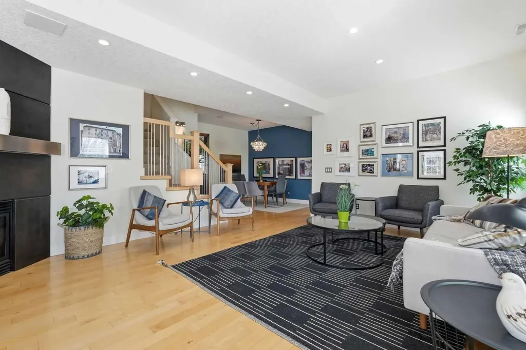 130 Garrison Square SW Calgary AB T2T 6B2