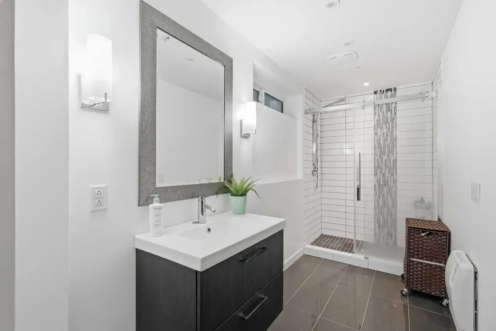 49 Shawbrooke Close Calgary AB T2Y 3A5