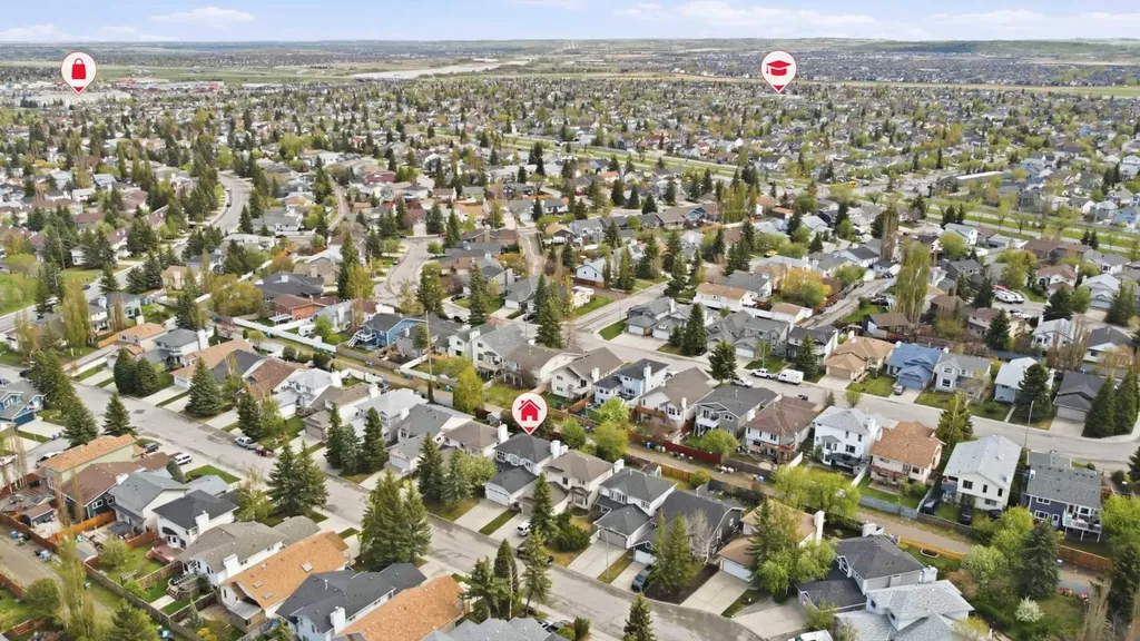 49 Shawbrooke Close SW Calgary AB T2Y 3A5