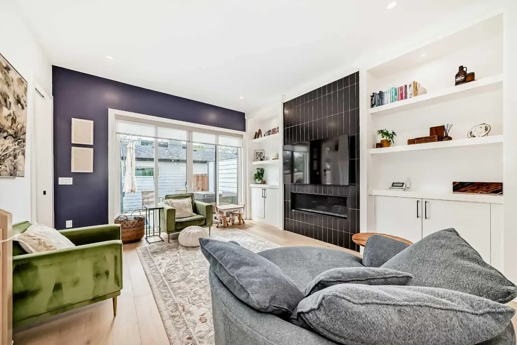 3221 Kinsale Road SW Calgary AB T3E 4S1