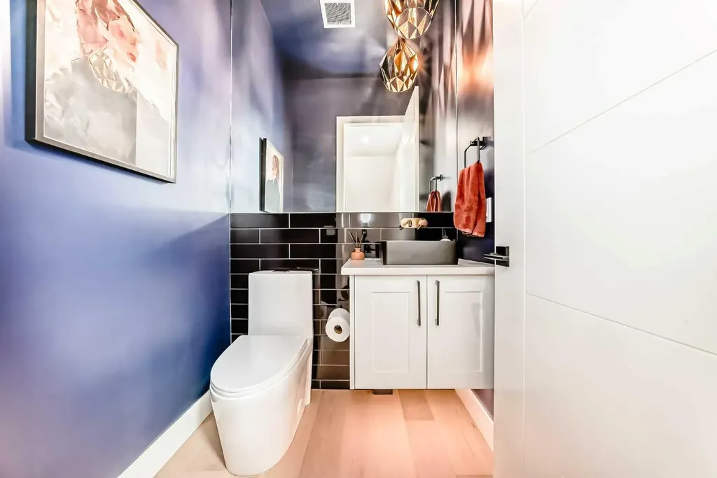 3221 Kinsale Road SW Calgary AB T3E 4S1