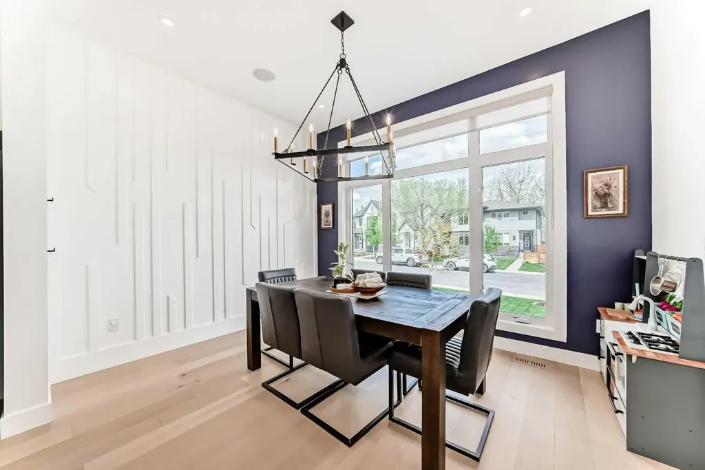 3221 Kinsale Road SW Calgary AB T3E 4S1