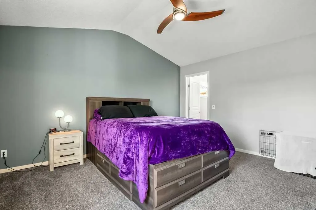 219 Mahogany Grove SE Calgary AB T3M 1W8