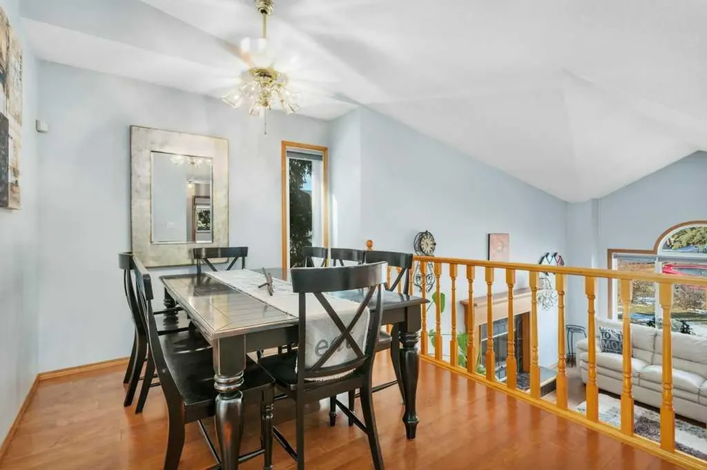 8 Petticoat Lane Lacombe AB T4L 1T6