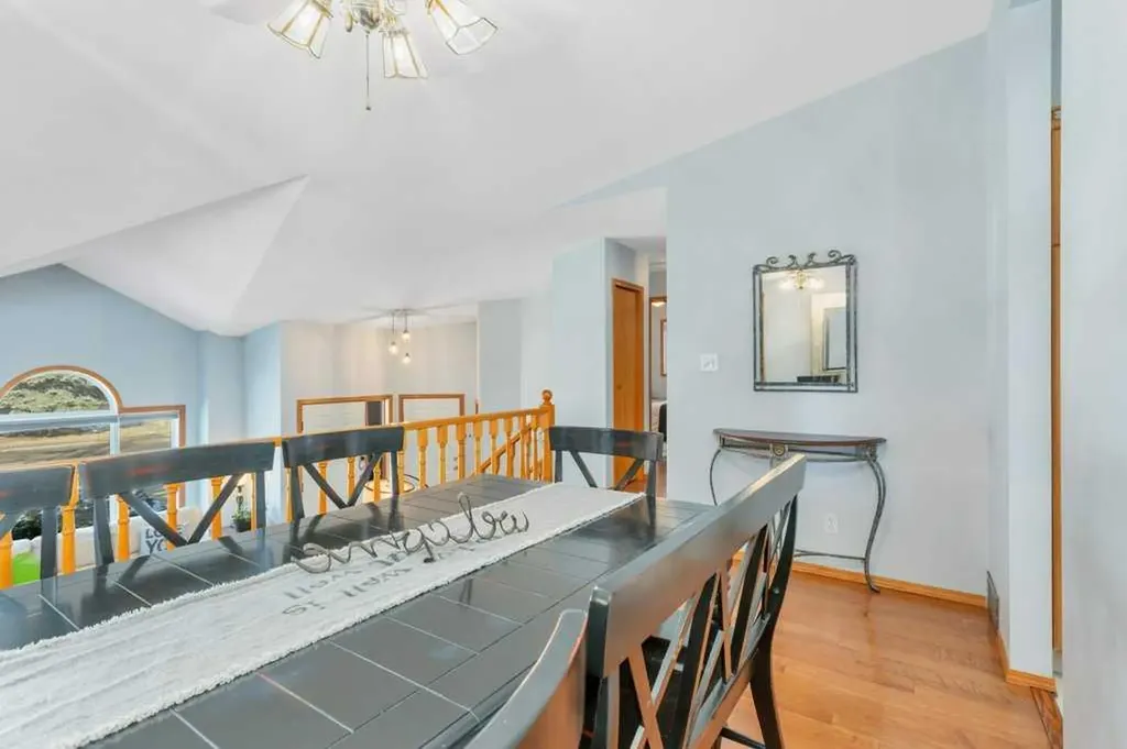 8 Petticoat Lane Lacombe AB T4L 1T6