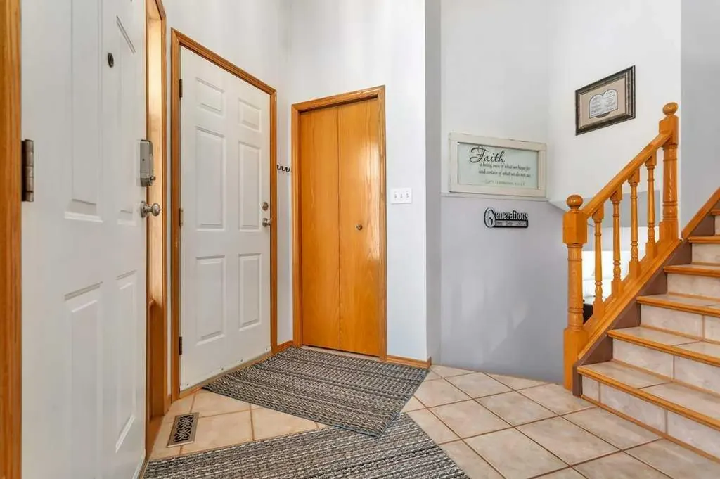 8 Petticoat Lane Lacombe AB T4L 1T6