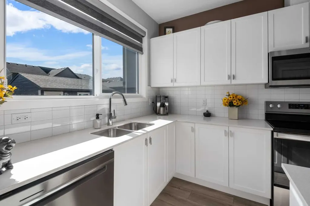 395 Magnolia Drive SE Calgary AB T3M 3M4