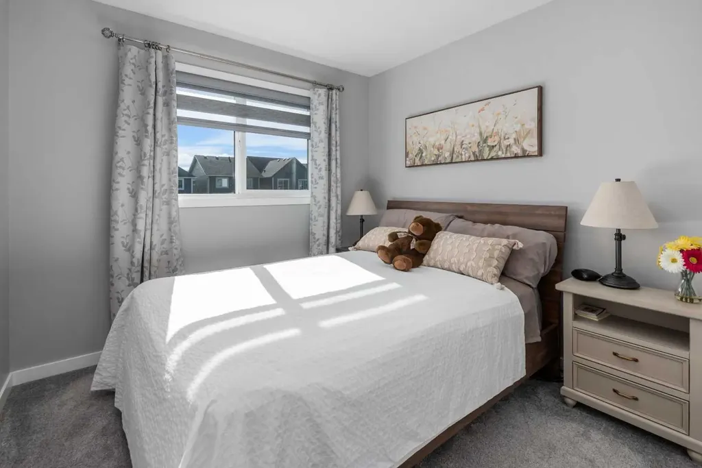 395 Magnolia Drive SE Calgary AB T3M 3M4