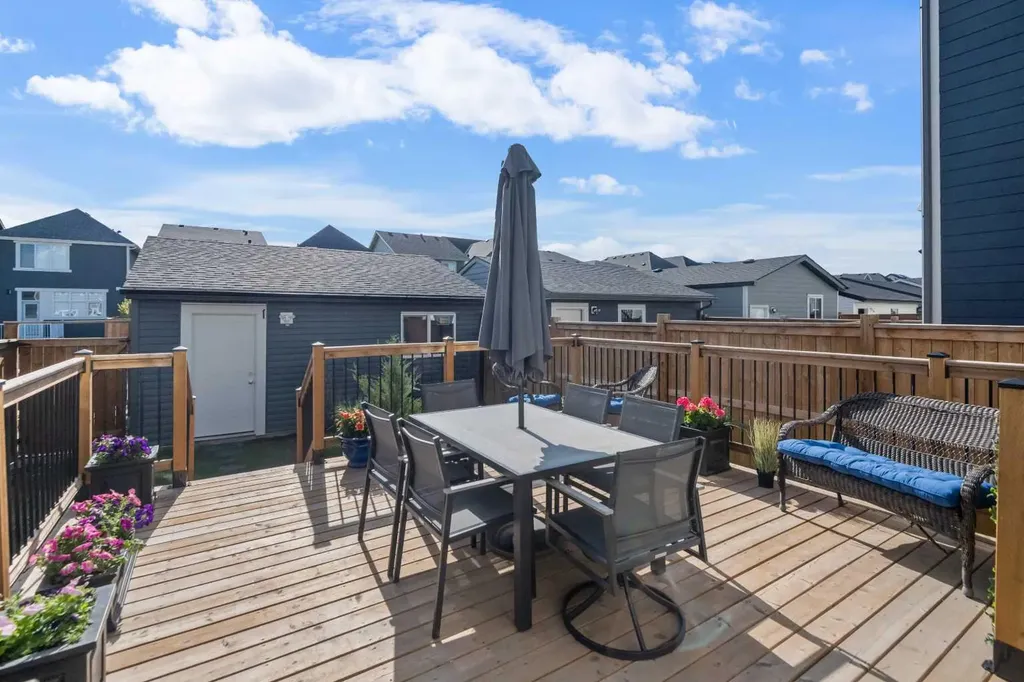 395 Magnolia Drive SE Calgary AB T3M 3M4