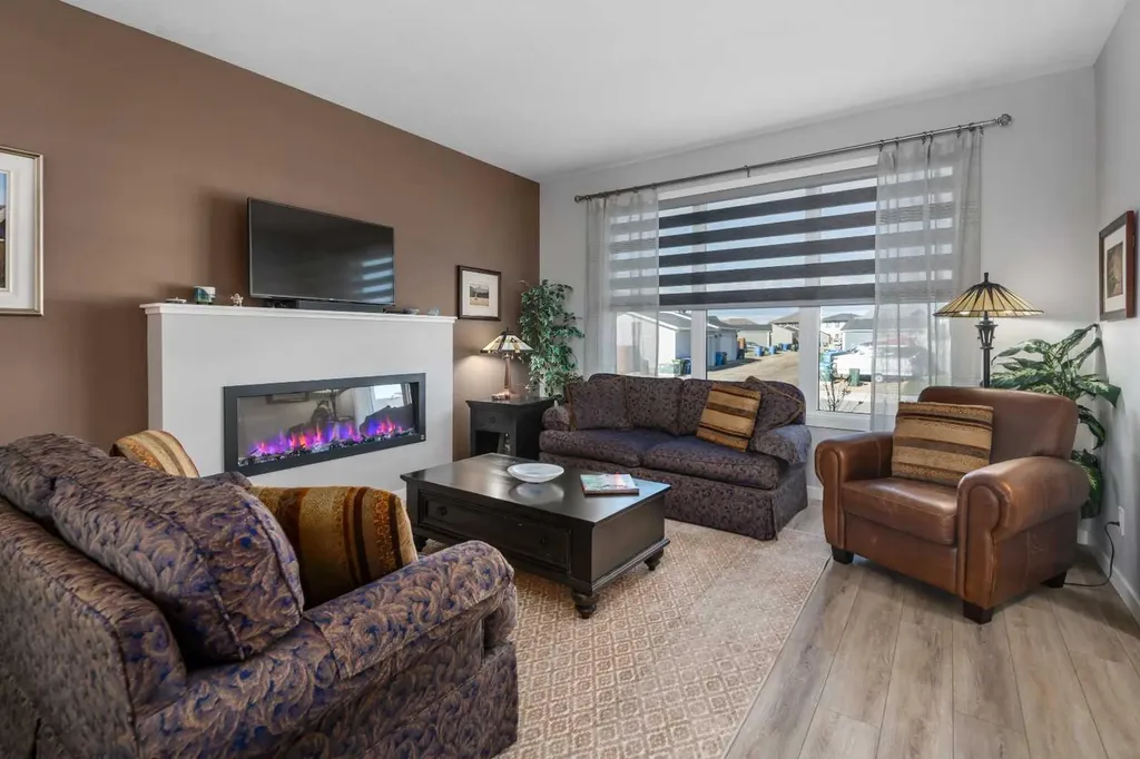 395 Magnolia Drive SE Calgary AB T3M 3M4