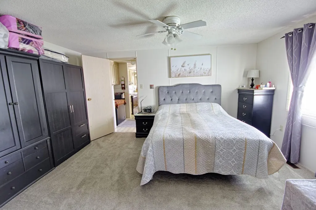 2910 20 Street S Lethbridge AB T1K 6S8