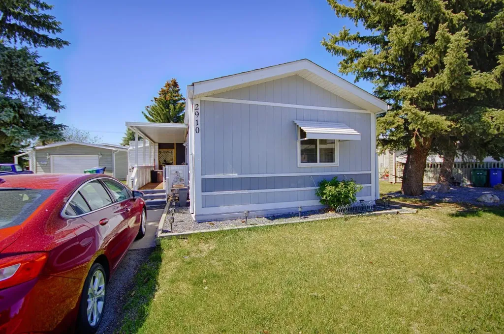 2910 20 Street S Lethbridge AB T1K 6S8