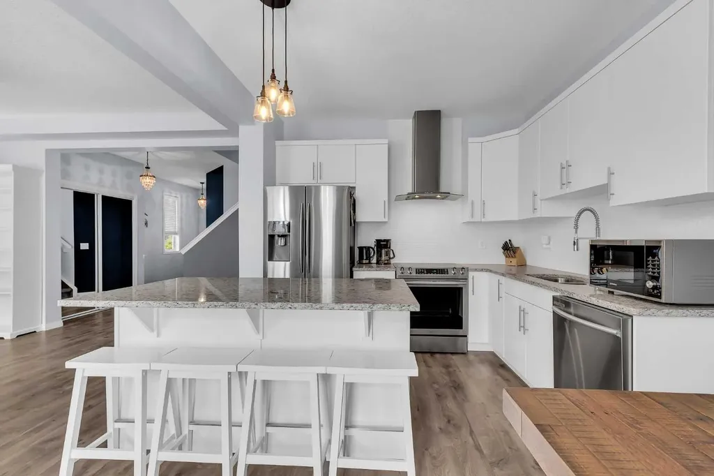 304 Windrow Crescent SW Airdrie AB T4B 4K2