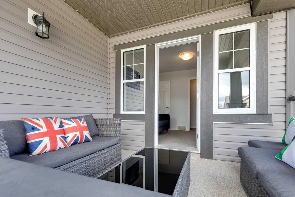 304 Windrow Crescent SW Airdrie AB T4B 4K2
