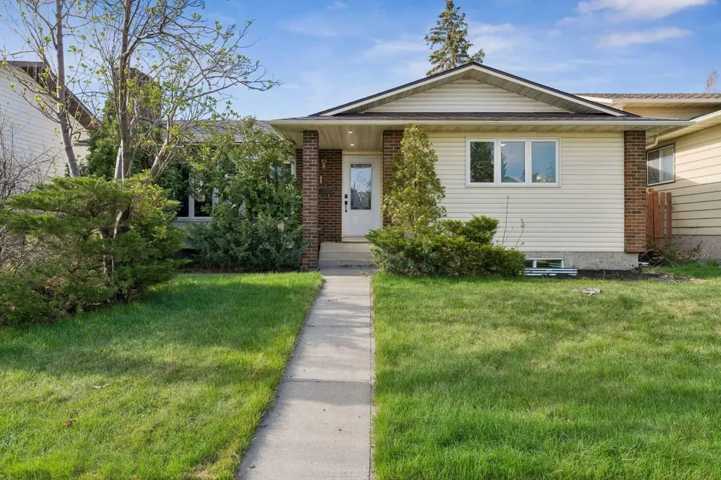 6751 34 Avenue NE Calgary AB T1Y4M1