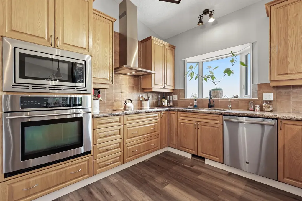 250020 Range Road 275 Rural Rocky View County AB T1P 1L7