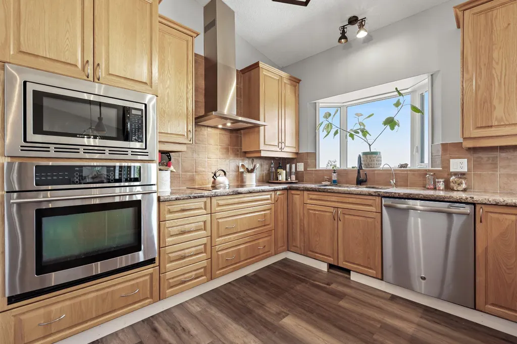 250020 Range Road 275 Rural Rocky View County AB T1P 1L7