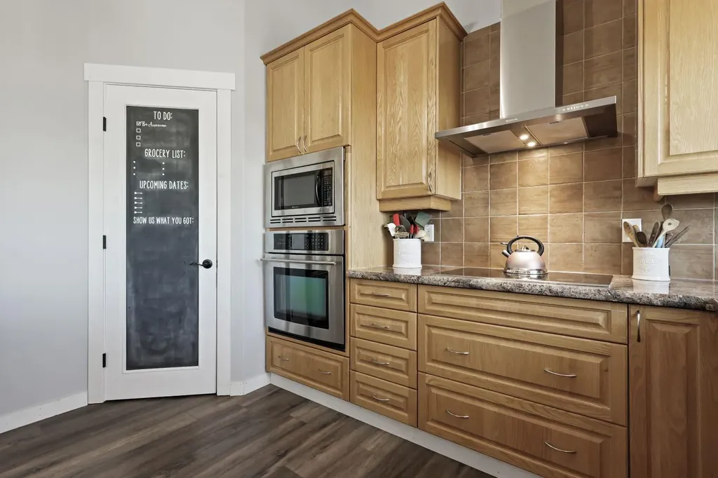 250020 Range Road 275 Rural Rocky View County AB T1P 1L7
