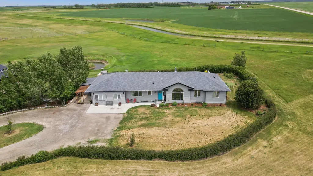 250020 Range Road 275 Rural Rocky View County AB T1P 1L7