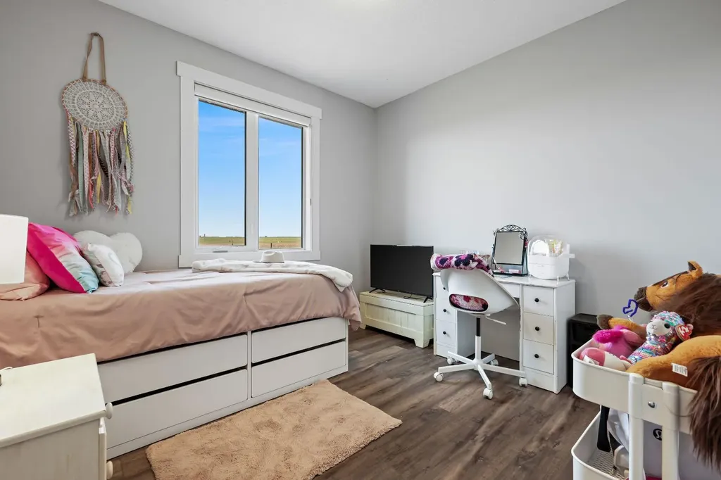 250020 Range Road 275 Rural Rocky View County AB T1P 1L7