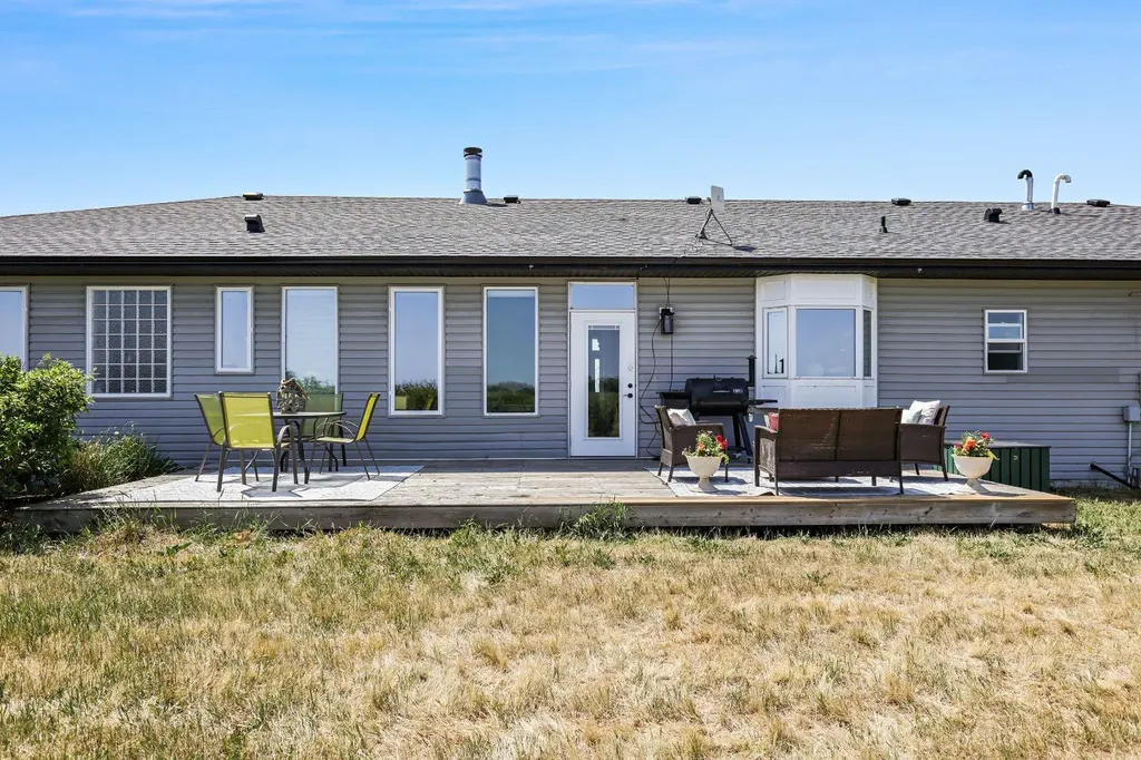250020 Range Road 275 Rural Rocky View County AB T1P 1L7
