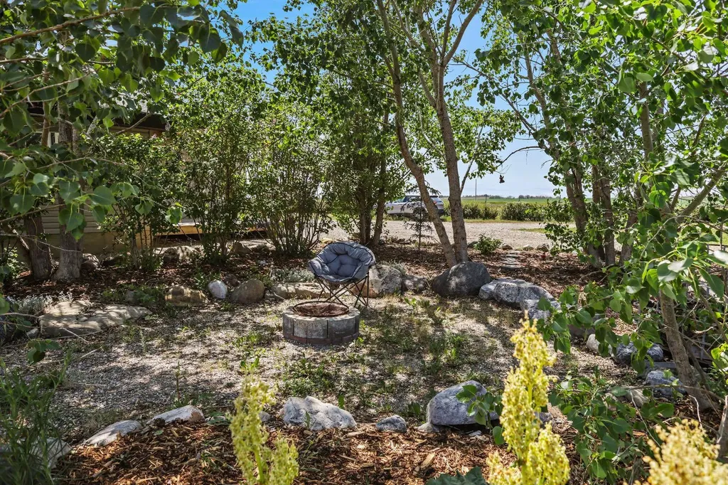 250020 Range Road 275 Rural Rocky View County AB T1P 1L7