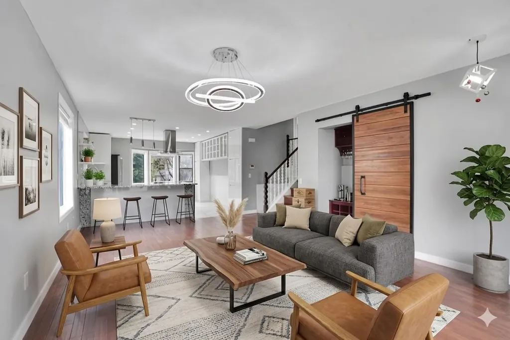 127 Woodstock Road SW Calgary AB T2W5W3