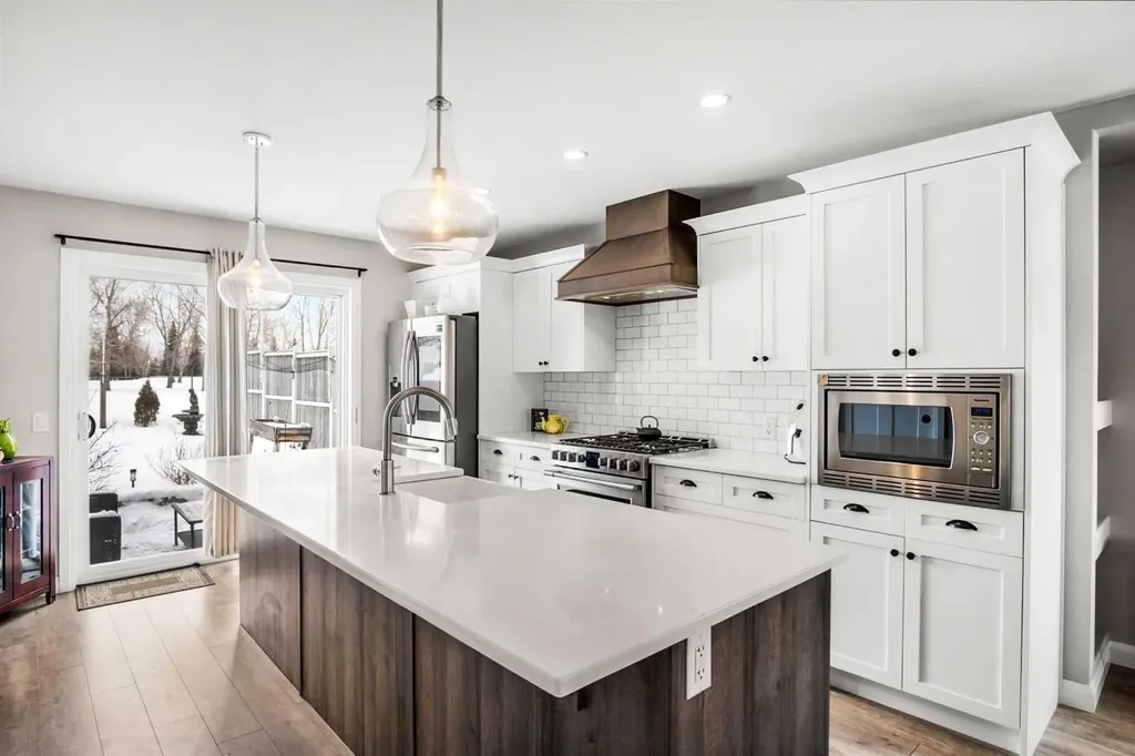 704 Stonehaven Drive Carstairs AB T0M0N0