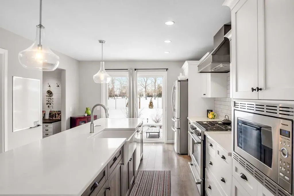 704 Stonehaven Drive Carstairs AB T0M0N0