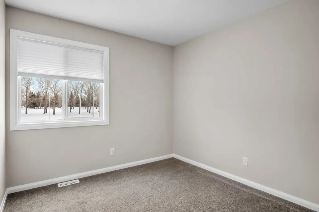 704 Stonehaven Drive Carstairs AB T0M0N0