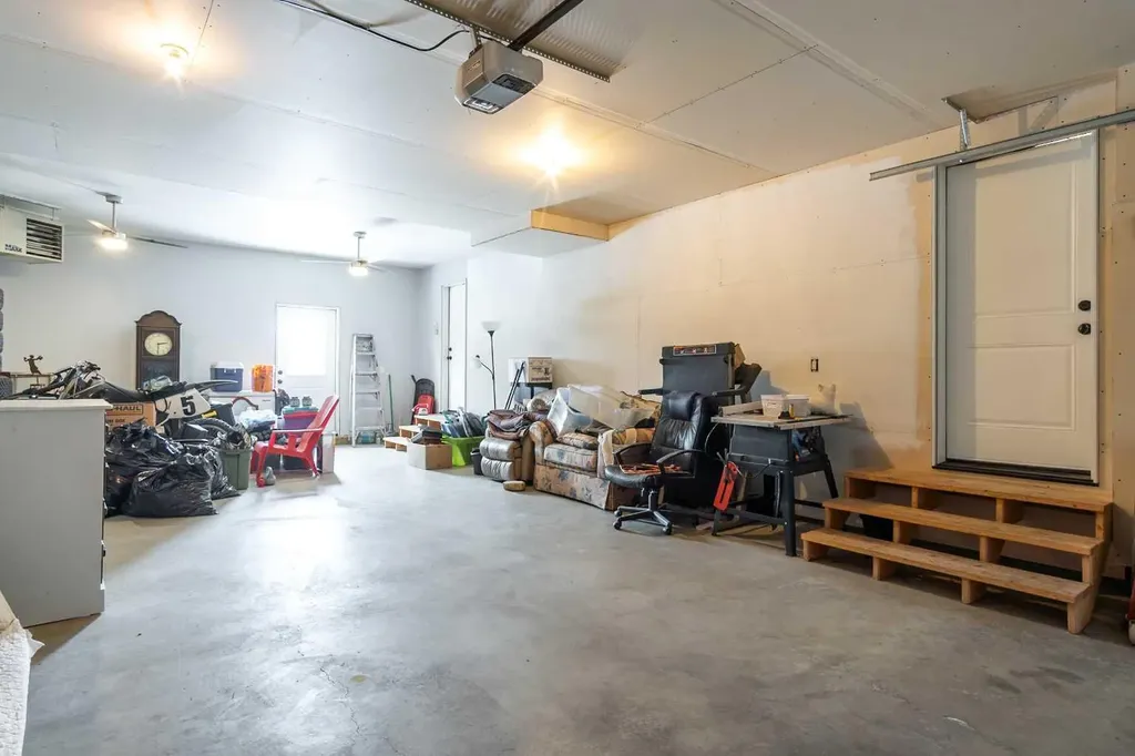 704 Stonehaven Drive Carstairs AB T0M0N0