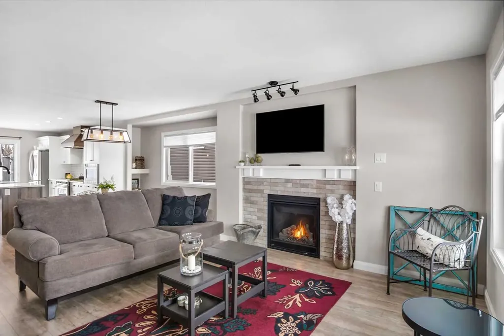 704 Stonehaven Drive Carstairs AB T0M0N0