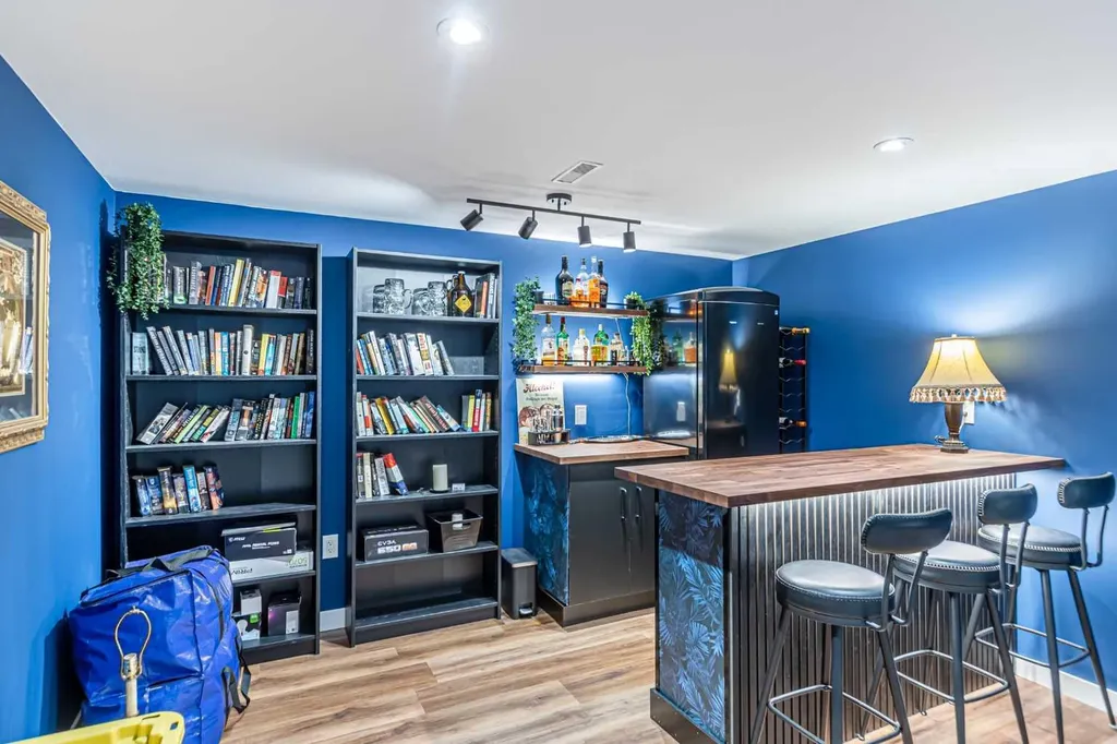 111 Lynnview Way SE Calgary AB T2C 1T4