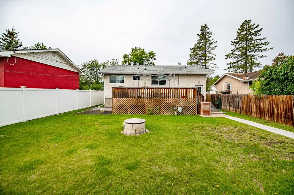 5903 56 Avenue Red Deer AB T4N 4R1