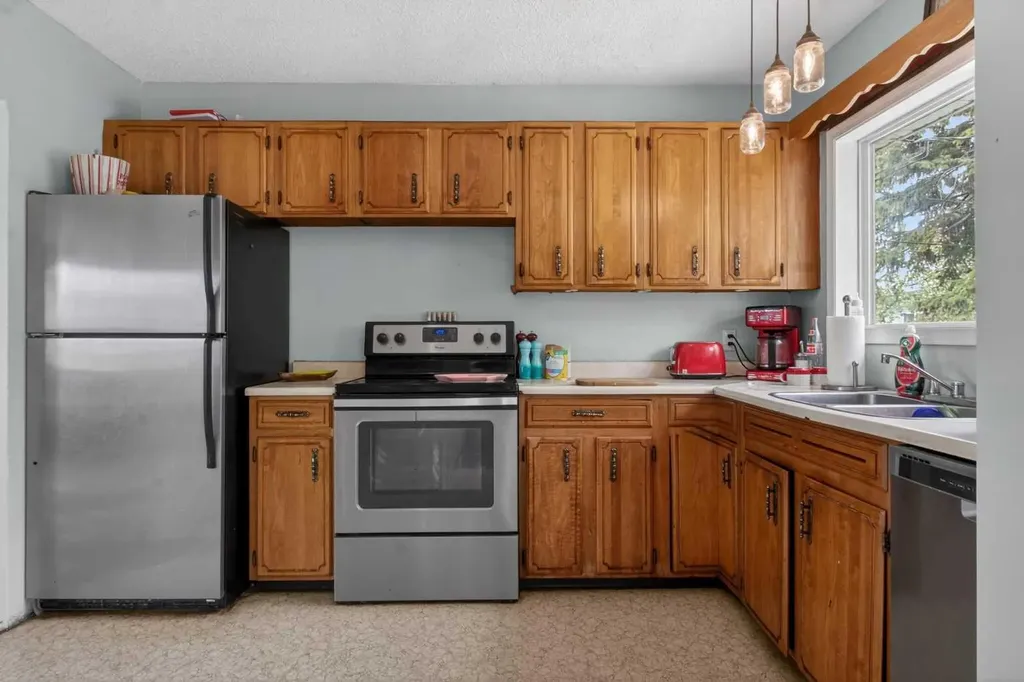 228 Van Horne Crescent NE Calgary AB t2e6h1