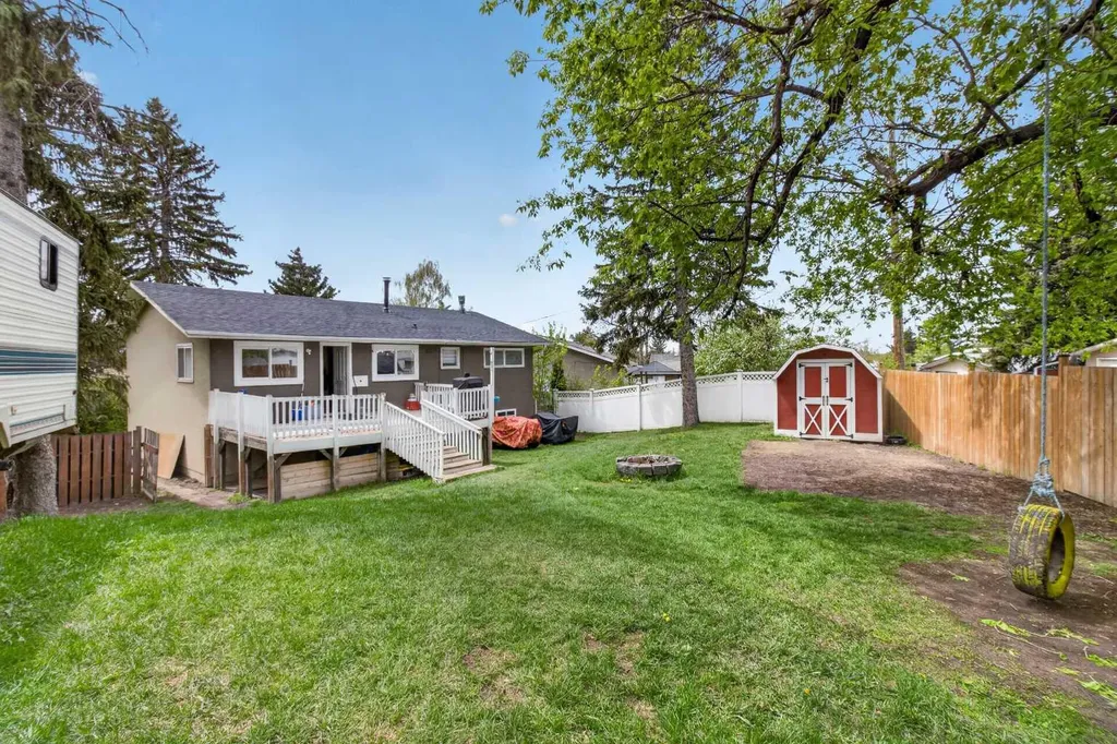 228 Van Horne Crescent NE Calgary AB t2e6h1