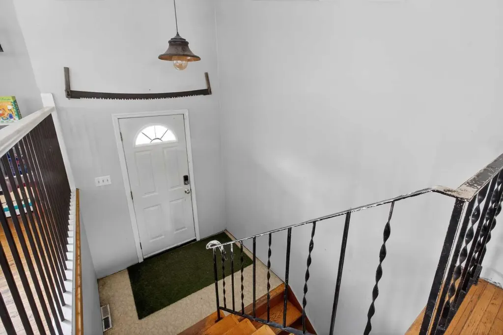 228 Van Horne Crescent NE Calgary AB t2e6h1
