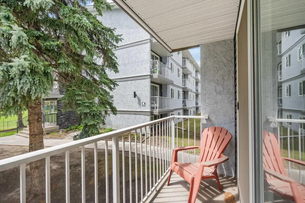 5601 Dalton Drive NW Calgary AB T3A 2E2