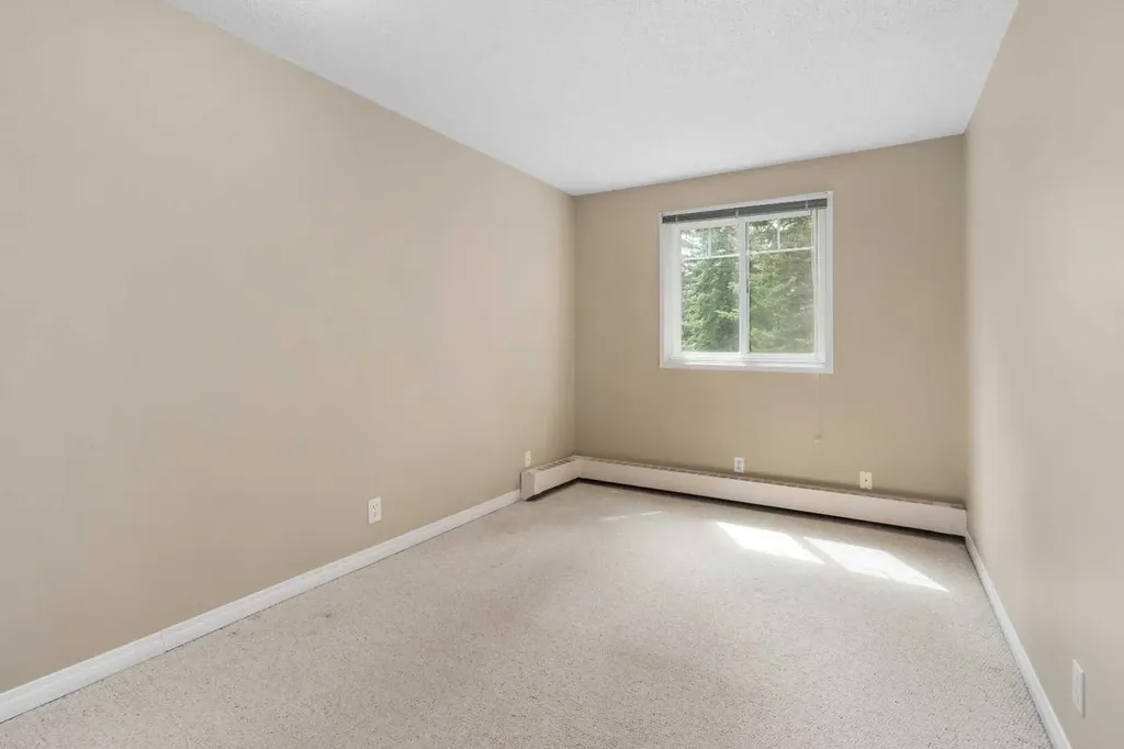 5601 Dalton Drive NW Calgary AB T3A 2E2