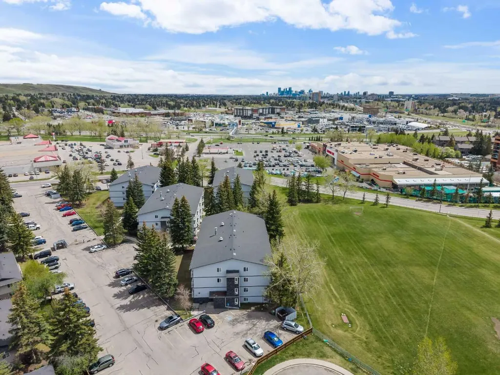 5601 Dalton Drive NW Calgary AB T3A 2E2