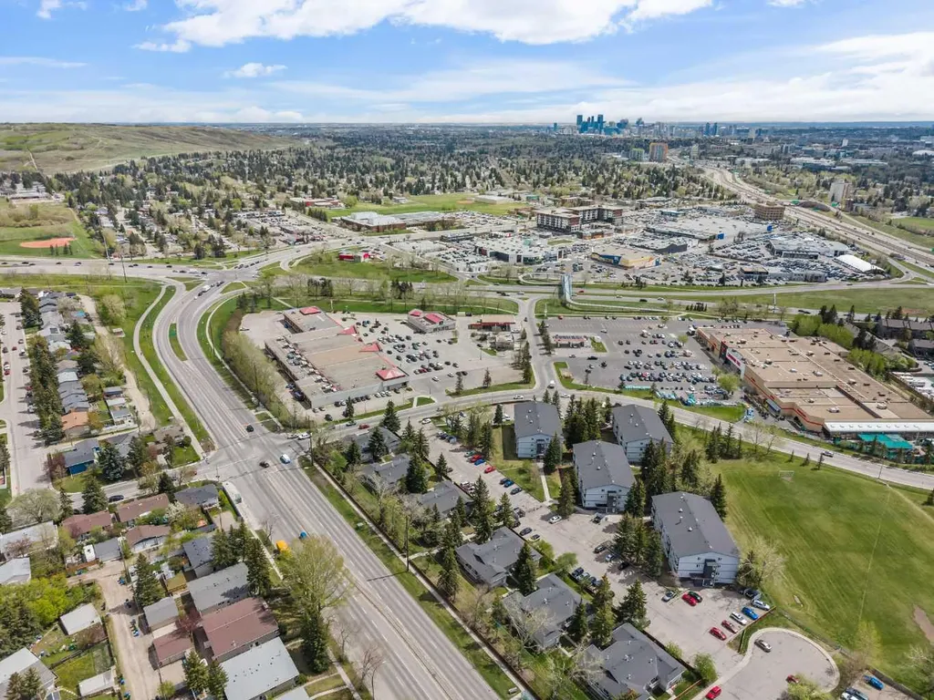 5601 Dalton Drive NW Calgary AB T3A 2E2
